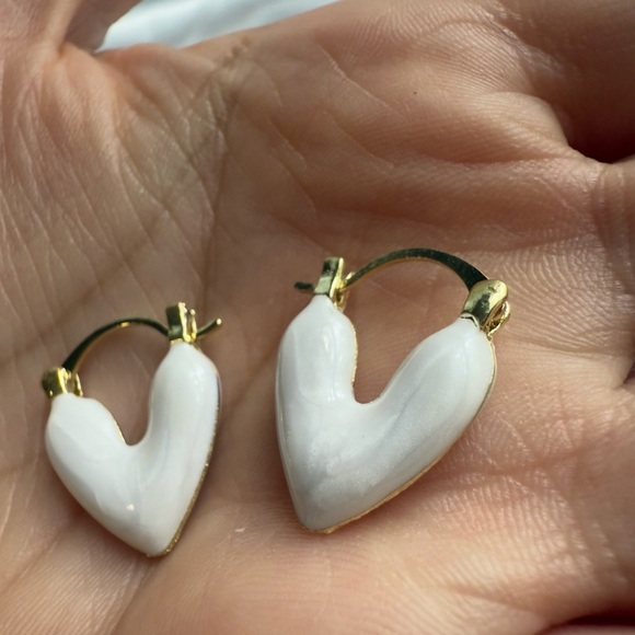 New anthropologie Gold and Cream Heart Earrings - Picture 9 of 12